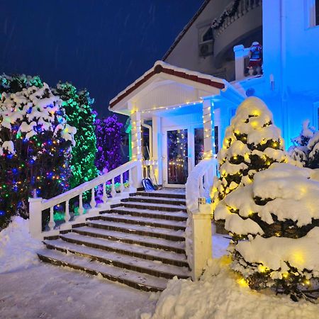 Club-Austria Residence (Adults Only) Busteni Exterior photo
