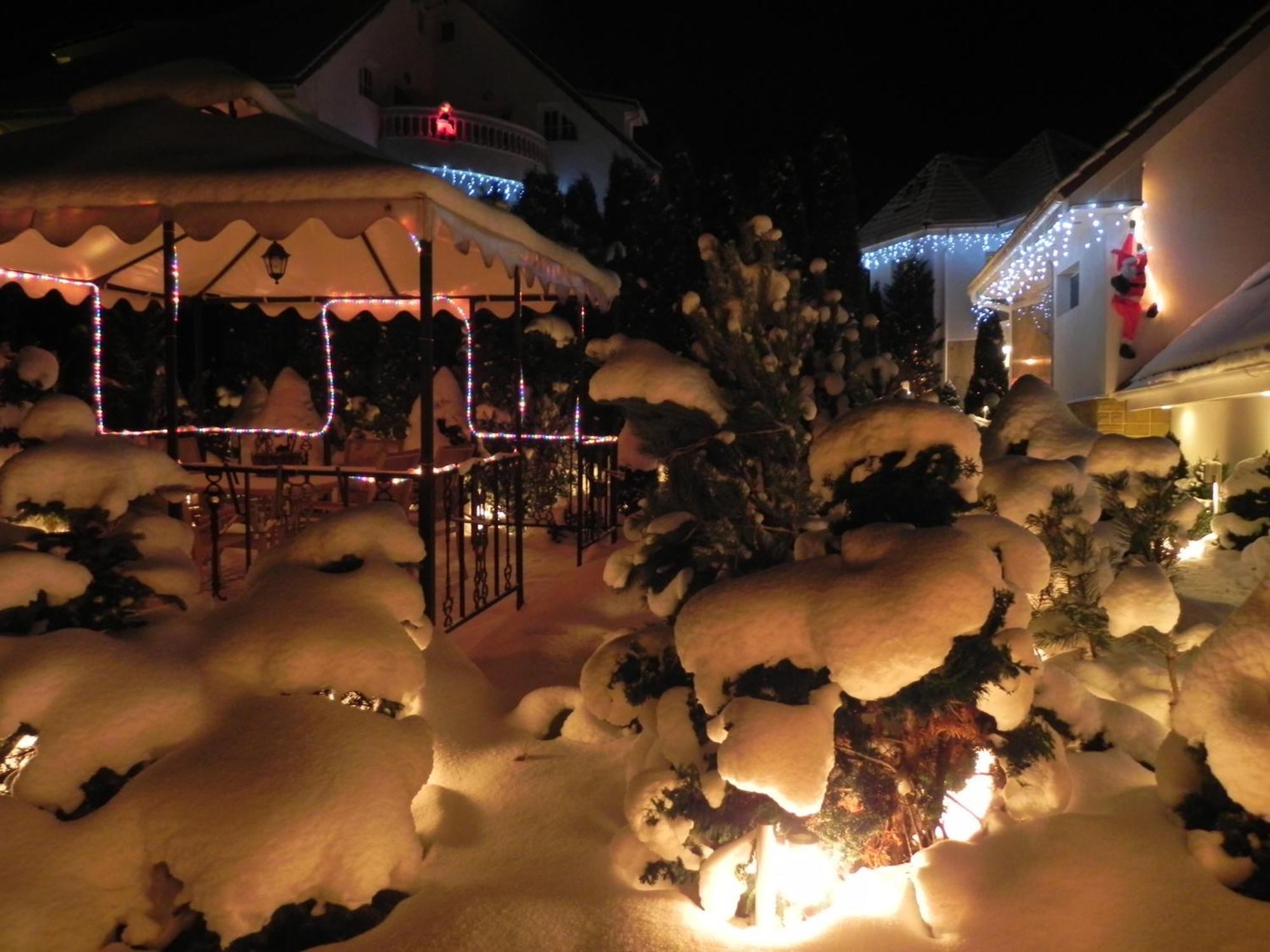 Club-Austria Residence (Adults Only) Busteni Exterior photo